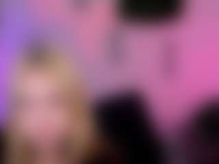 Live cam show with riley-sanders - Brown Eyes on fapnchat