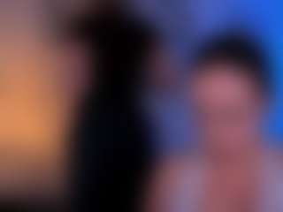 Live cam show with riley-sanders - Bedroom Mature on livesuperchat.net