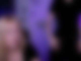 Live cam show with riley-sanders - Skinny White on CamClone