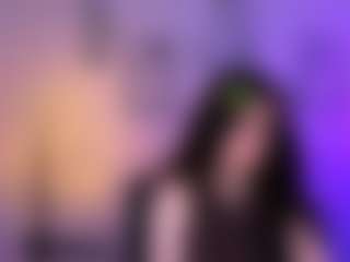 Live cam show with riley-sanders - Granny Squirt on Mixed Magazine Live