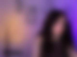 Live cam show with riley-sanders - Brown Hair on Camsoda