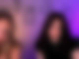 Live cam show with riley-sanders - Shaved Pussy on livesuperchat.net