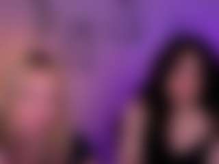 Live cam show with riley-sanders - Mature on Camming Site