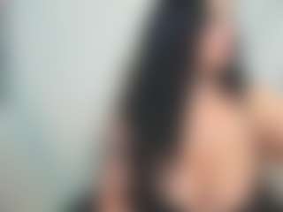 Live cam show with Vaela Vixen - Shaved on Uber Horny