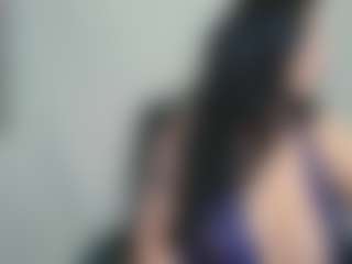 Live cam show with Vaela Vixen - Bi on Camsoda
