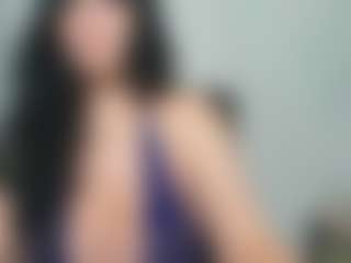Live cam show with Vaela Vixen - Roleplay on Camsoda