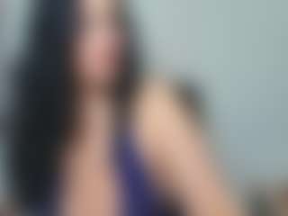 Live cam show with Vaela Vixen - Bi on CamClone