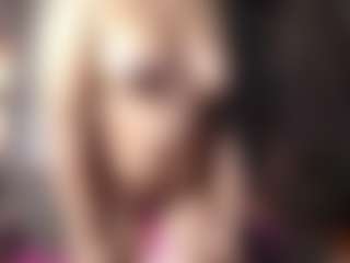 Live cam show with Alice - Handjob on iamadamtest123.com