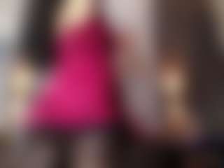 Live cam show with Alice - MILF on livesexfox.com