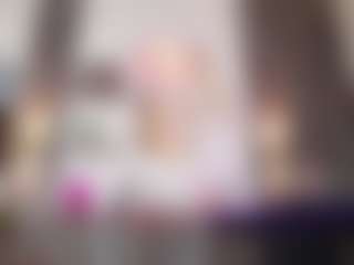 Alice MILF webcam performer live streaming