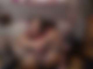 Live cam show with Alice - Double Penetration on Camming Site