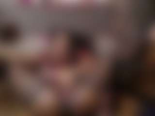 Alice MILF webcam performer live streaming