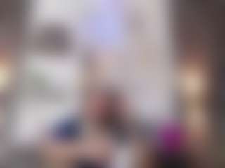 Alice MILF webcam performer live streaming