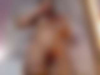 Live cam show with Alice - Public Mature on Mixed Magazine Live