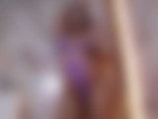 Live cam show with Alice - Hairy Pussy on Camsoda Late Night