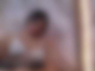 Live cam show with Alice - Public MILF on Taboo Cams XXX
