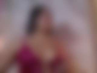 Alice MILF webcam performer live streaming