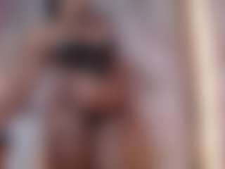 Live cam show with Alice - Handjob on makecum.org