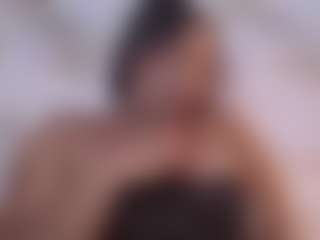 Live cam show with Alice - Double Penetration on testsause.com