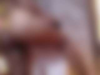Live cam show with Alice - Brown Eyes MILF on Camsoda