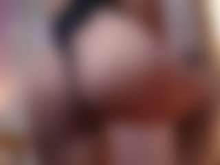 Live cam show with Alice - Shaved Pussy Mature on Camsoda