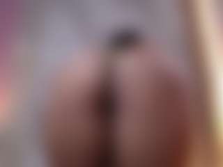 Live cam show with Alice - Mature Young Adult on Fling VIP Chat
