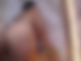 Live cam show with Alice - Hairy Pussy MILF on Camsoda