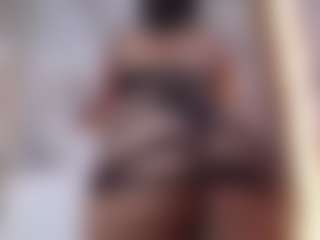 Live cam show with Alice - Sexwebcam MILF on CamwithHer