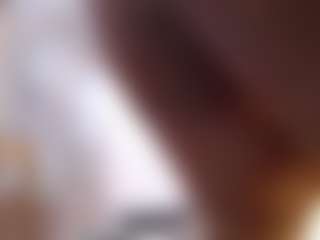 Live cam show with Alice - Public Mature on CamClone