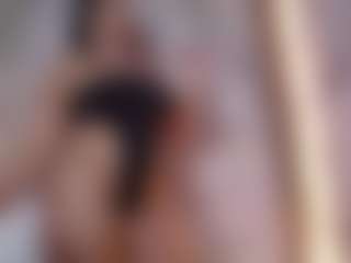Live cam show with Alice - Hairy Pussy MILF on Milfs Live