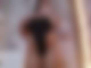 Live cam show with Alice - Handjob on Big Tits
