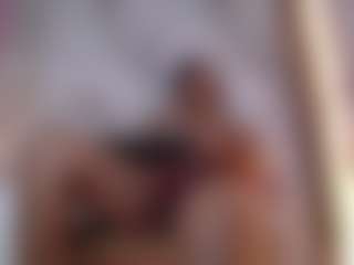 Live cam show with Alice - Squirt Mature on Gym Cam Girls