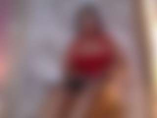 Live cam show with Alice - Fetish MILF on Camsoda
