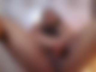 Live cam show with Alice - Normal on Camsoda