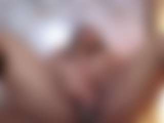 Live cam show with Alice - Big Tits Mature on Camsoda