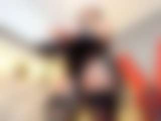 Live-Cam-Show mit Aryfox83 - Pegging auf Camsoda