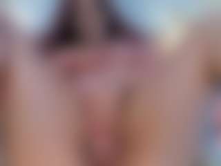 Live cam show with AshtonHeidii - Tittyfuck on hrnylive.com