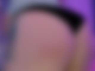 AshtonHeidii's Live Sex Cam Show