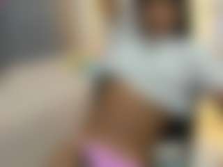 Live cam show with Enyeliana - Tease on CamwithHer