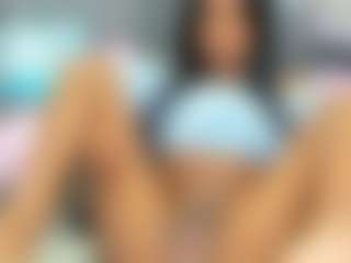 Live cam show with Enyeliana - Spank on Camsoda