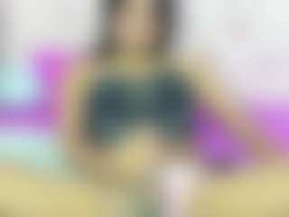 Live cam show with Enyeliana - Brown Eyes on Camsoda
