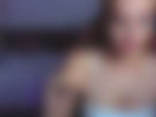 Live cam show with IdaFaneStain - Pornstar Shaved Pussy on Fit Hotties