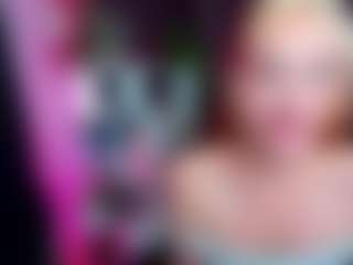 Live cam show with IdaFaneStain - Red Hair on CamClone