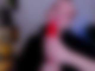 Live cam show with IdaFaneStain - Doggy on Soda Cam