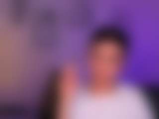 Live cam show with kaisy-star - Full Nudity on AdultVida.com