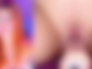 Live cam show with LizzieCutie - Small Tits on Gym Cam Girls