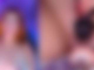 Live cam show with LizzieCutie - Average on pussylord.com