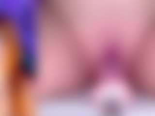 Live cam show with LizzieCutie - Average Pornstar on Camsoda