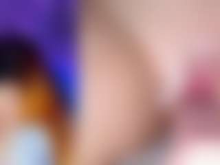 Live cam show with LizzieCutie - Spank Brown Hair on Camsoda