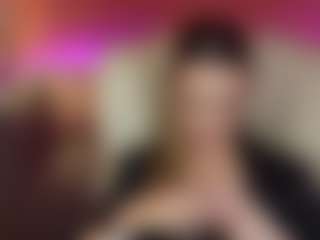 Live cam show with MelisaRosss - Living Room on makecum.org